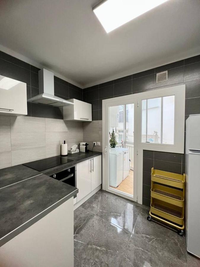 Amplio Apartamento Tranquilo Cerca De La Playa Roses Luaran gambar